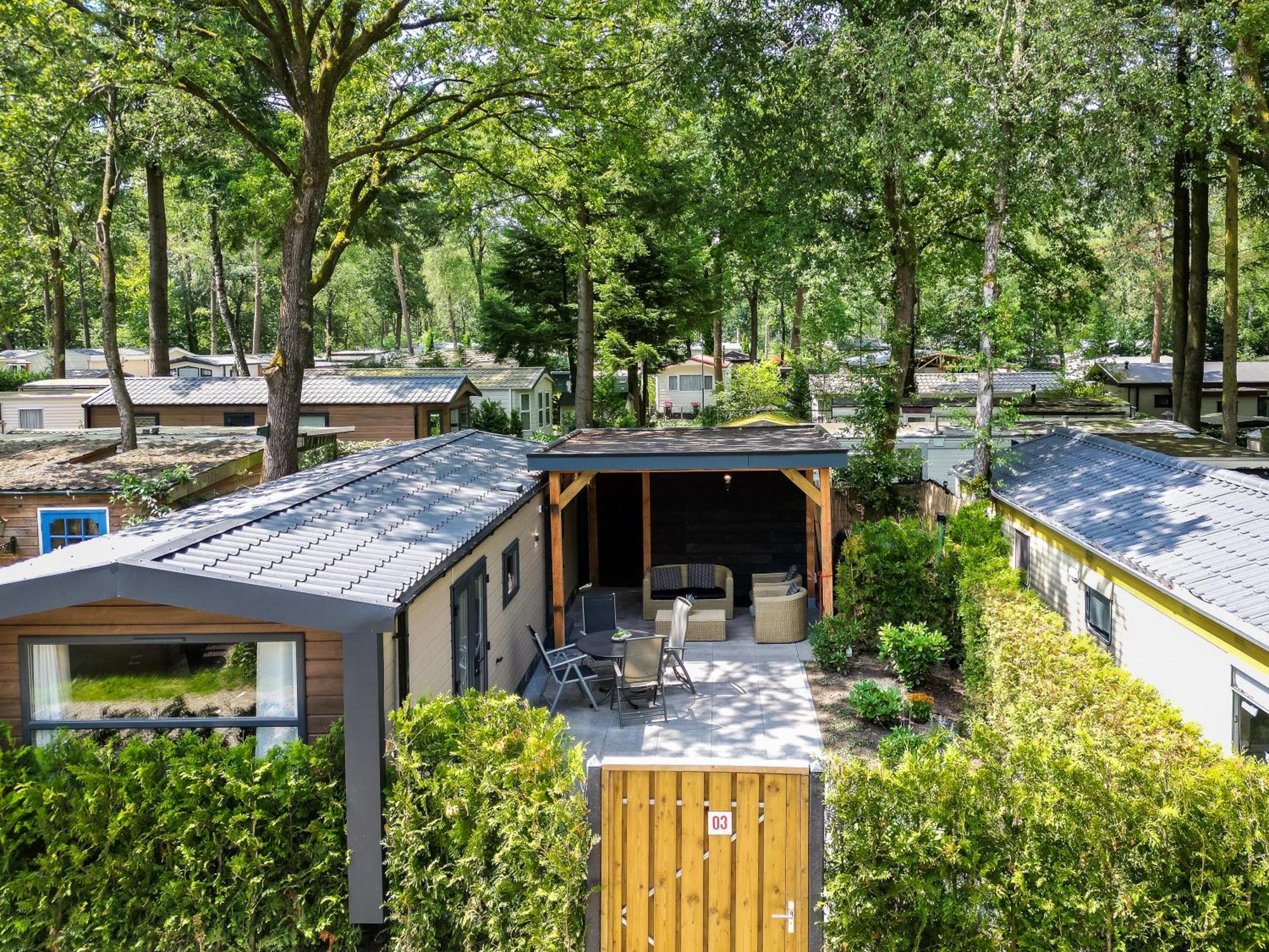Veluwe Hoenderloo Luxury Chalet With Private Sauna And Hot Tub - Swimming Pool Tennis Court Supermarket Bowling Alley Theatre And Entertainment For Children Exteriör bild