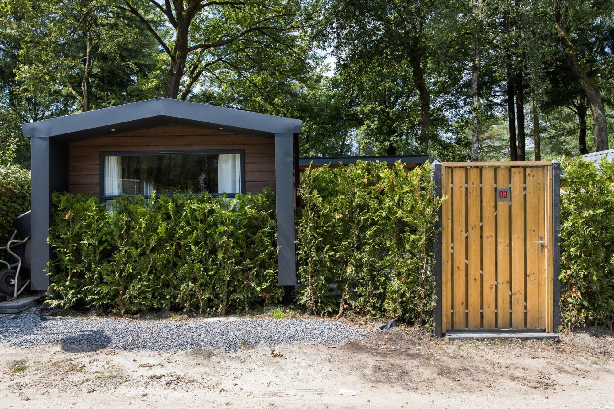 Veluwe Hoenderloo Luxury Chalet With Private Sauna And Hot Tub - Swimming Pool Tennis Court Supermarket Bowling Alley Theatre And Entertainment For Children Exteriör bild