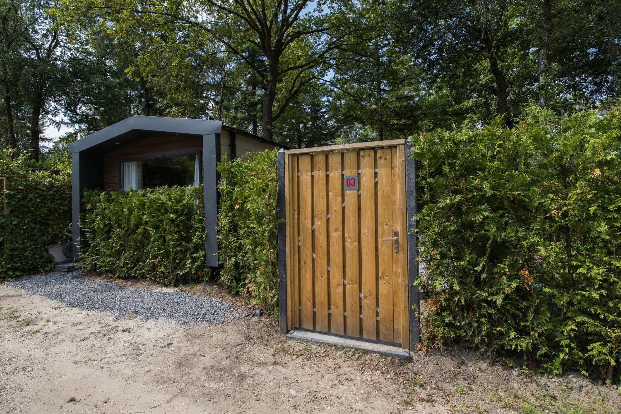 Veluwe Hoenderloo Luxury Chalet With Private Sauna And Hot Tub - Swimming Pool Tennis Court Supermarket Bowling Alley Theatre And Entertainment For Children Exteriör bild