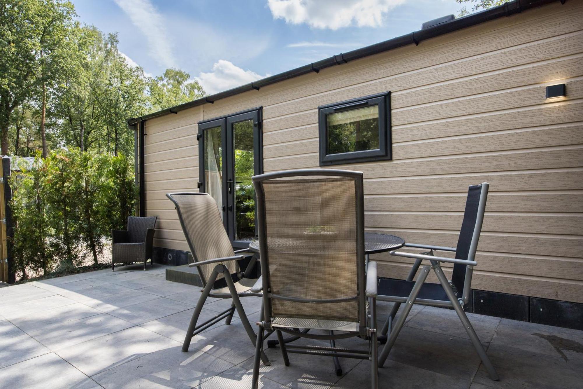 Veluwe Hoenderloo Luxury Chalet With Private Sauna And Hot Tub - Swimming Pool Tennis Court Supermarket Bowling Alley Theatre And Entertainment For Children Exteriör bild